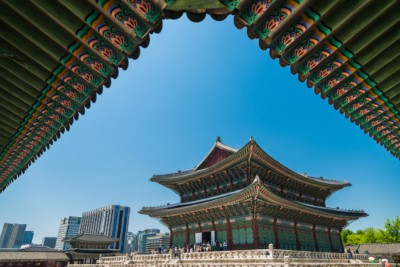 Looking at the beautiful bright colored Geunjeongjeon throne hall from within Gyeongbok Palace