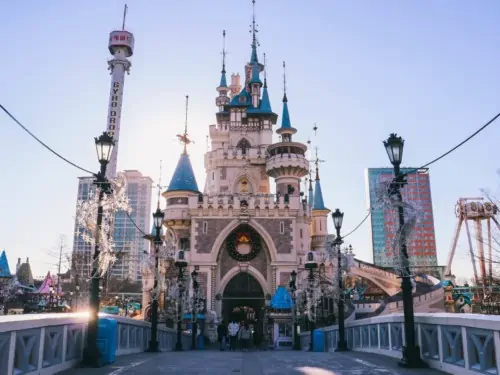 A picture of the Castle at Lotte World Theme Park in Seoul