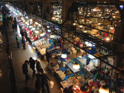 Exploring Noryangjin Fish Market at night