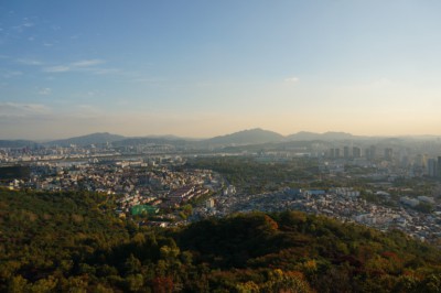 서울 타워에서 도시의 멋진 전망