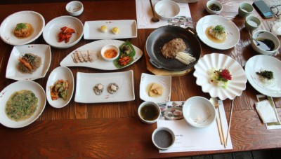 A traditional Korean meal known as Hanjeongsik comes with lots of side dishes